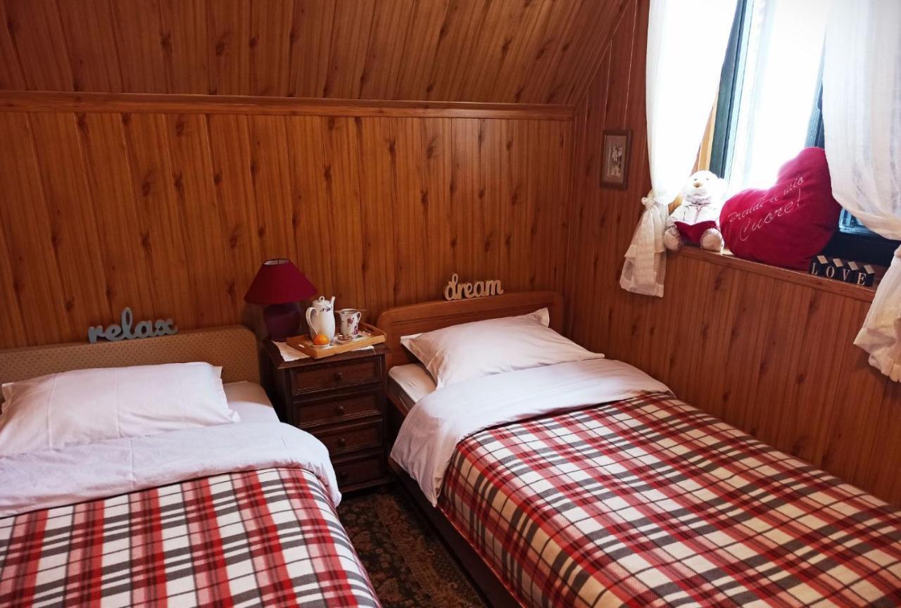 Guest House Holiday Zabljak  Ngoại thất bức ảnh