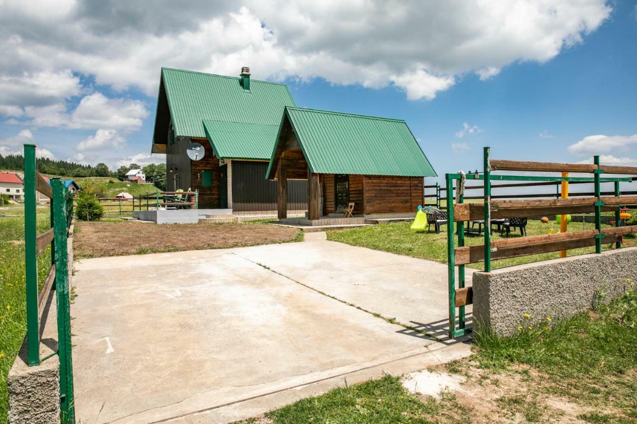 Guest House Holiday Zabljak  Ngoại thất bức ảnh