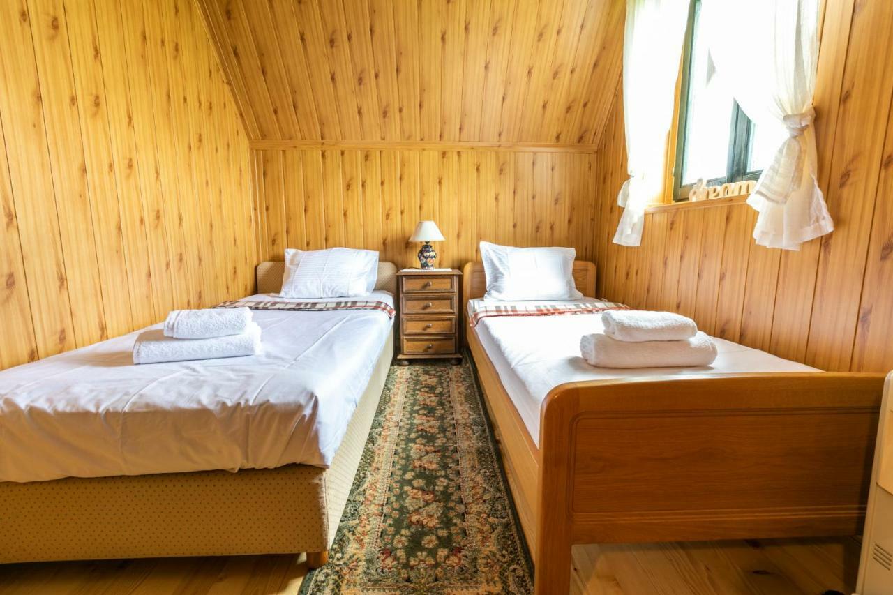 Guest House Holiday Zabljak  Ngoại thất bức ảnh